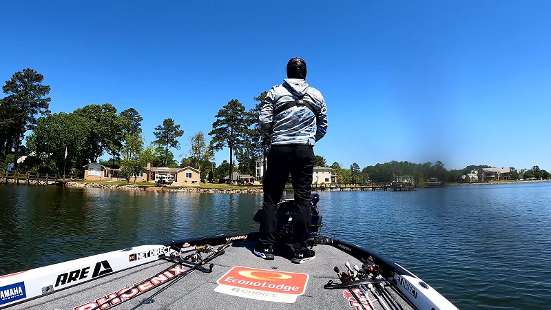Fishing bass on Lake Murray